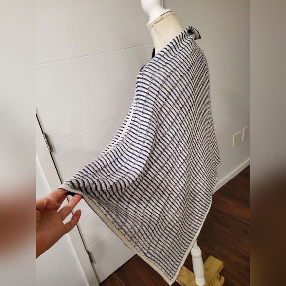 KUNA Jacquard Alpaca Blend Knit Sweater Poncho - Picture 5 of 6